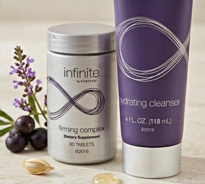 Restoring Crème and Firming Complex tablets for skincare from within.