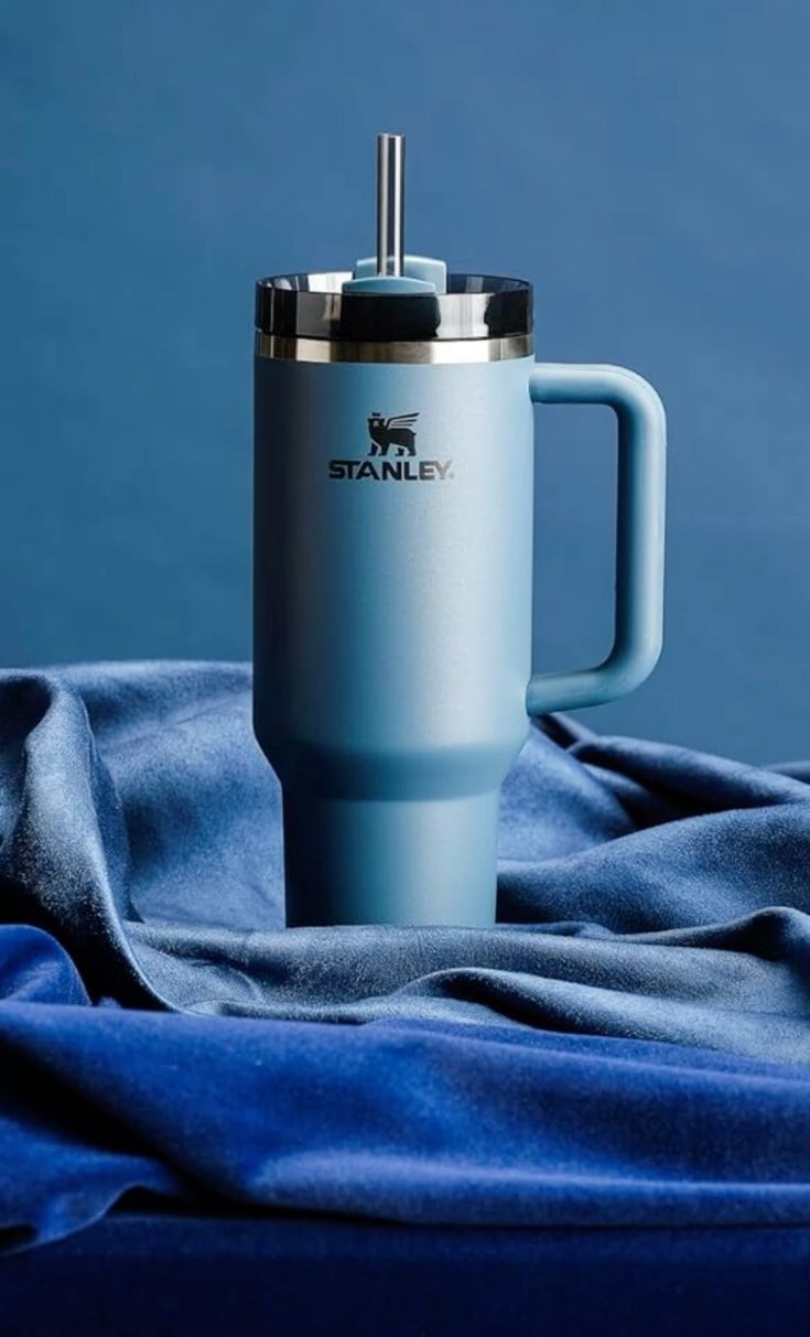 Stanley H2.0 Quencher FlowState Tumbler – Blue, 40 oz Vacuum Insulated Stainless Steel Travel Cup
