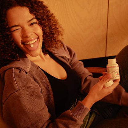 https://cdn.foreverliving.com/content/products/images/_forever_absorbent-d__pd_main_512_X_512_1768340325689.jpg