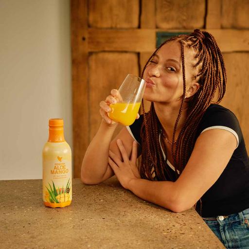 https://cdn.foreverliving.com/content/products/images/forever_aloe_mango__pd_main_512_X_512_1740160820252.jpg