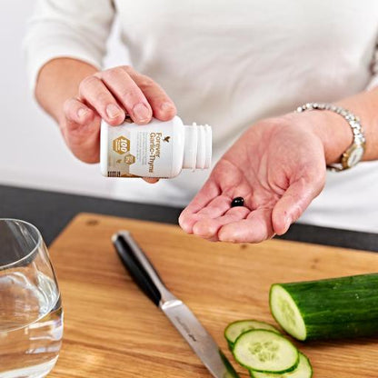https://cdn.foreverliving.com/content/products/images/forever_garlic-thyme__pd_main_512_X_512_1719260478821.jpg
