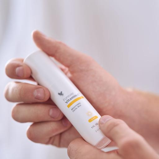 https://cdn.foreverliving.com/content/products/images/forever_vitamin_c__brightening_facial_milk_pd_main_512_X_512_1758304371465.jpg