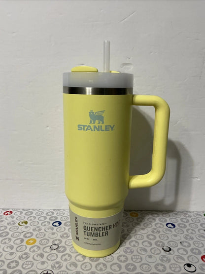 Stanley Quencher H2.0 FlowState Tumbler 30oz Pomelo Yellow – New – Fast Shipping