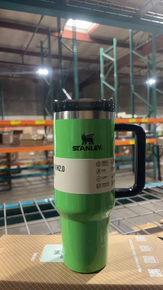 Stanley The Quencher H2.0 FlowState Tumbler 40oz Fluorescent Green – Vacuum Insulated